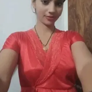 Profile photo of desi_lucy