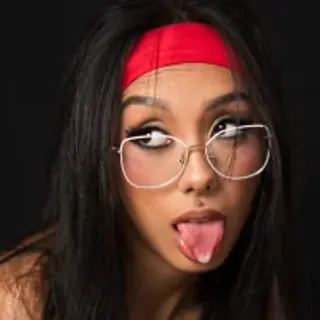 Profile photo of lunavelour13