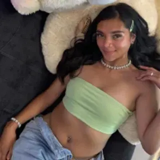 Profile photo of lesly_diantos