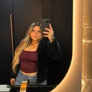 Profile photo of sweetfoxeyes_