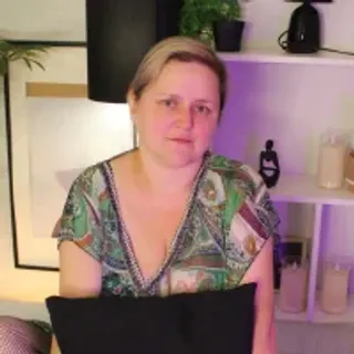 Profile photo of scarlettsoft