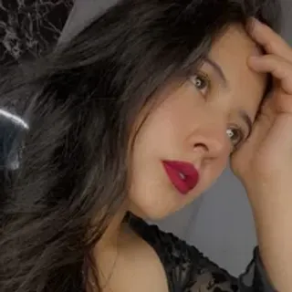 Profile photo of x_adeline_