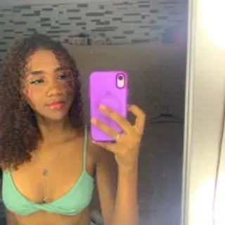 Profile photo of lucia_milano