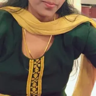Profile photo of tamil_yalini12