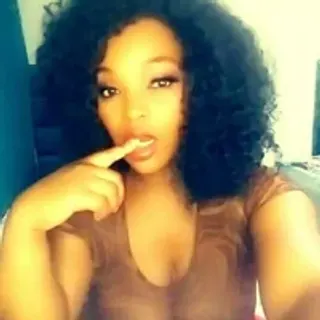 Profile photo of wet_lips_x_x-20