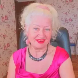 Profile photo of maya_mayflower