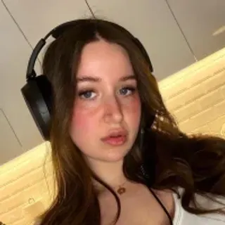 Profile photo of nerdynina