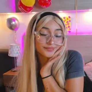 Profile photo of nina-mars