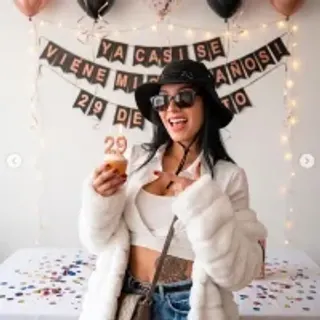 Profile photo of melii_1