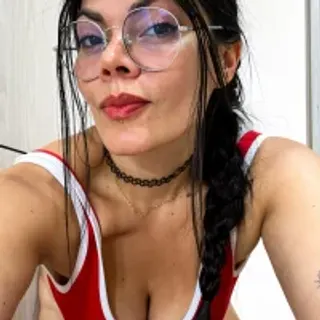 Profile photo of jennhornymilf