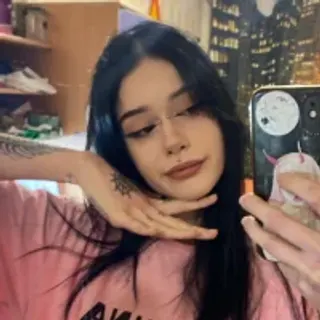 Profile photo of holly_mollyy_