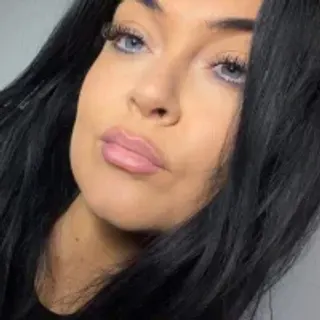 Profile photo of miss_curvesxxx