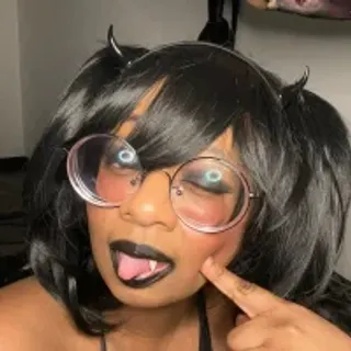 Profile photo of thick_succubusx