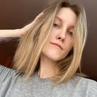 Profile photo of julia_charm