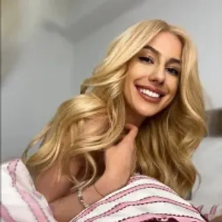 Profile photo of belle_blondy