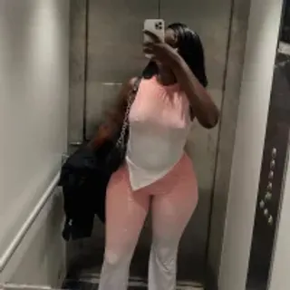 Profile photo of forbidden_nyx