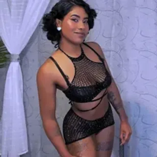 Profile photo of naomibrown_