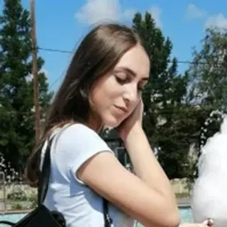 Profile photo of miravelle_