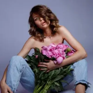Profile photo of desiredmia_