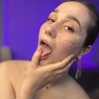 Profile photo of heylixie__