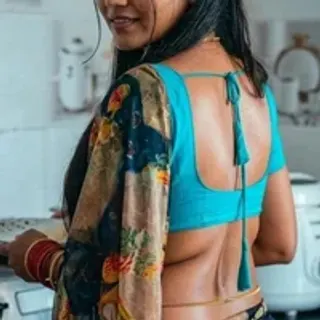 Profile photo of tamil_chocoqueen
