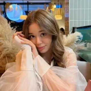 Profile photo of melodycharbonnel