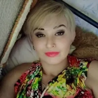 Profile photo of elenikacherry