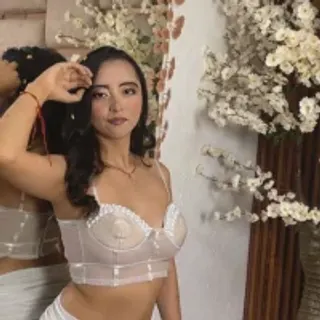 Profile photo of bellaaa_dim