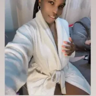Profile photo of beauty_in_black
