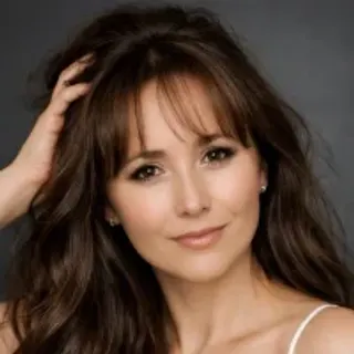 Profile photo of -rosallie-
