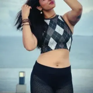 Profile photo of shivani_hot1