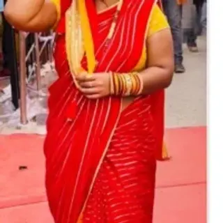 Profile photo of goldendesi