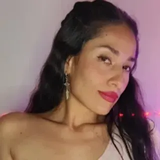 Profile photo of chloewildd_