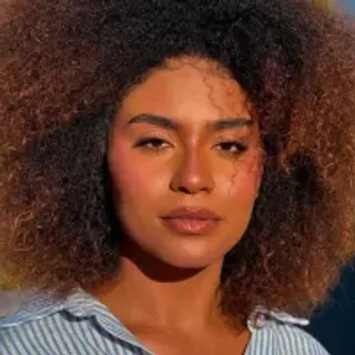 Profile photo of naya_milano