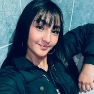 Profile photo of petitemia26
