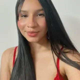 Profile photo of danaeluxe