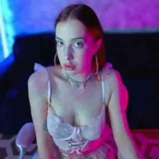 Profile photo of moon_siren
