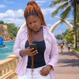 Profile photo of lizbee12