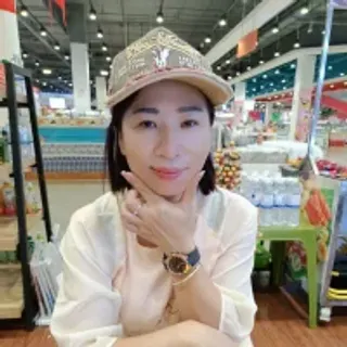 Profile photo of lyly_asian