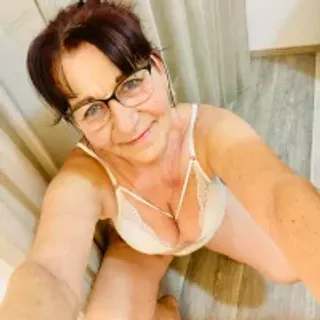 Profile photo of sweetangell69_