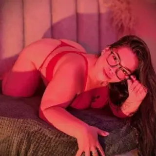 Profile photo of violett_cinnamon