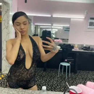 Profile photo of roxxylovesyou