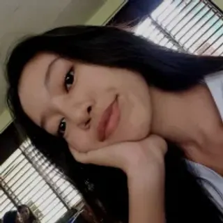 Profile photo of urgirlyflor