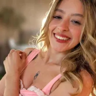 Profile photo of elysia_carter