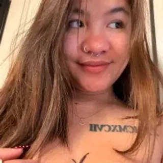 Profile photo of momgoeswild