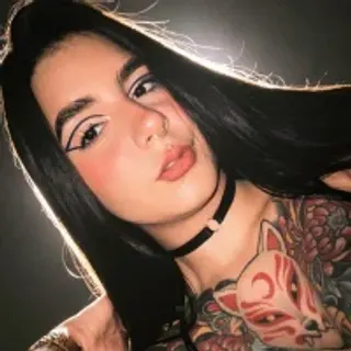 Profile photo of kittyhelll_
