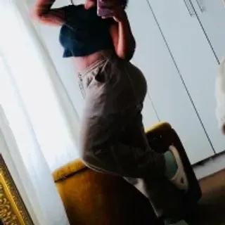 Profile photo of b_m11