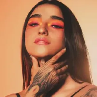 Profile photo of emily_rousess
