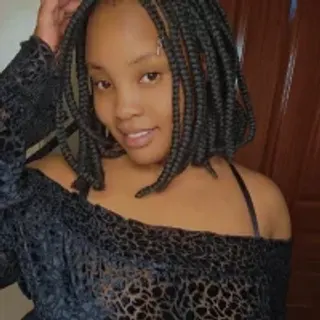 Profile photo of lovvelyheers