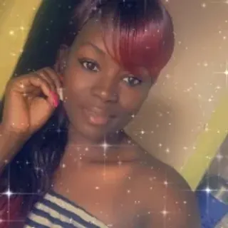 Profile photo of misskhalifa_